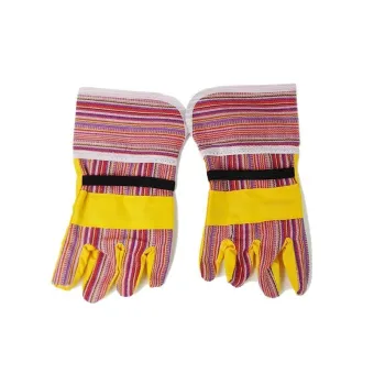 Zabawka piła na baterie wraz z kaskiem i rękawicami, rozwijająca kreatywność dzieci