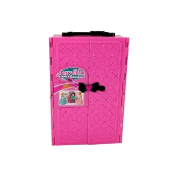 Prezent dla dziecka: lalka chłopak, dziewczyna, szafa oraz modowe dodatki