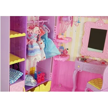 Zestaw prezentowy dla małej stylistki: garderoba i lalka