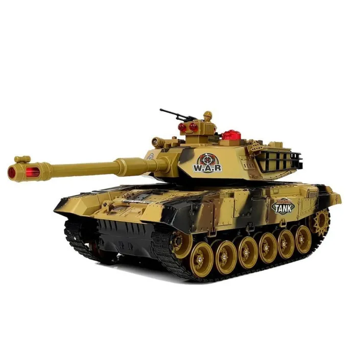 Detal zdalnie sterowanego czołgu z gumowymi gąsienicami na podłożu