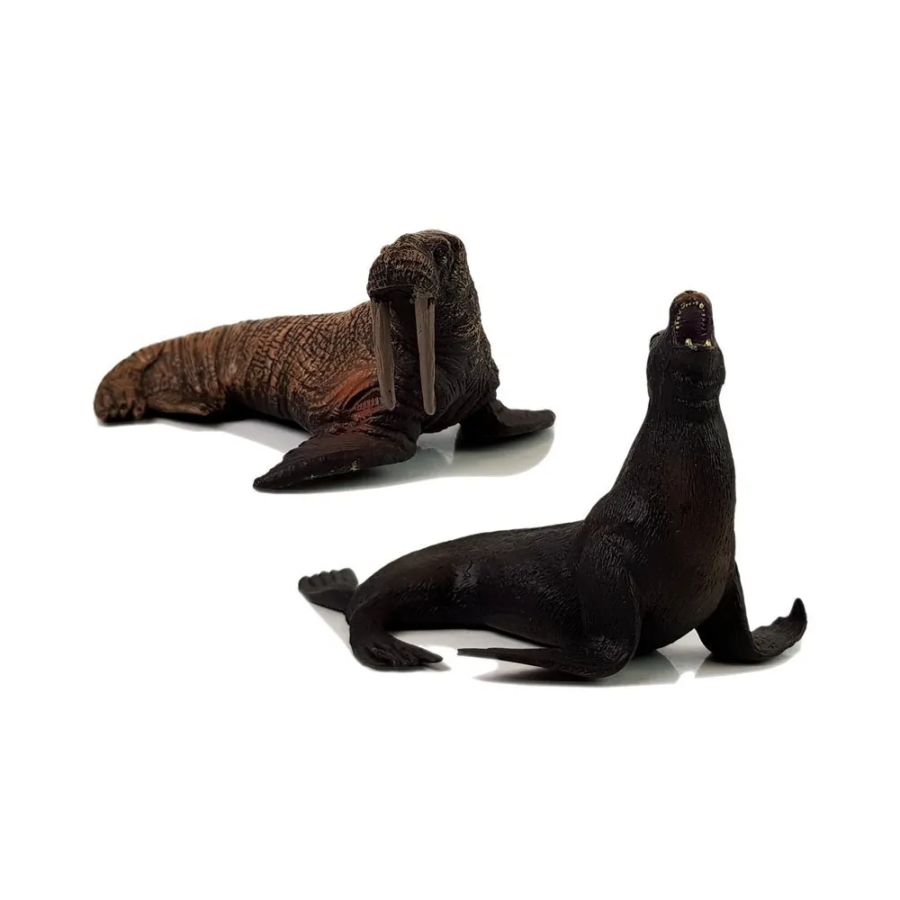 Duże figurki morskich zwierząt wykonane z bezpiecznych materiałów