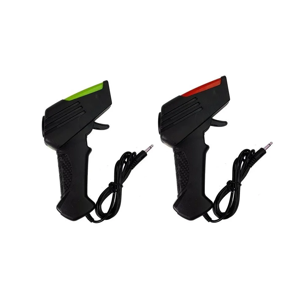 Dwa sterowane pilotem autka wyścigowe na dużym torze z oświetleniem LED