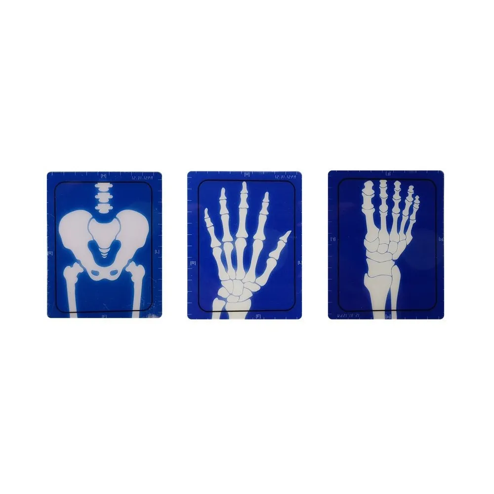 Zabawka lekarz z turkusową aparaturą i akcesoriami do badania