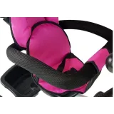 Praktyczny kosz na zabawki i dodatki przy rowerku trójkołowym PRO300