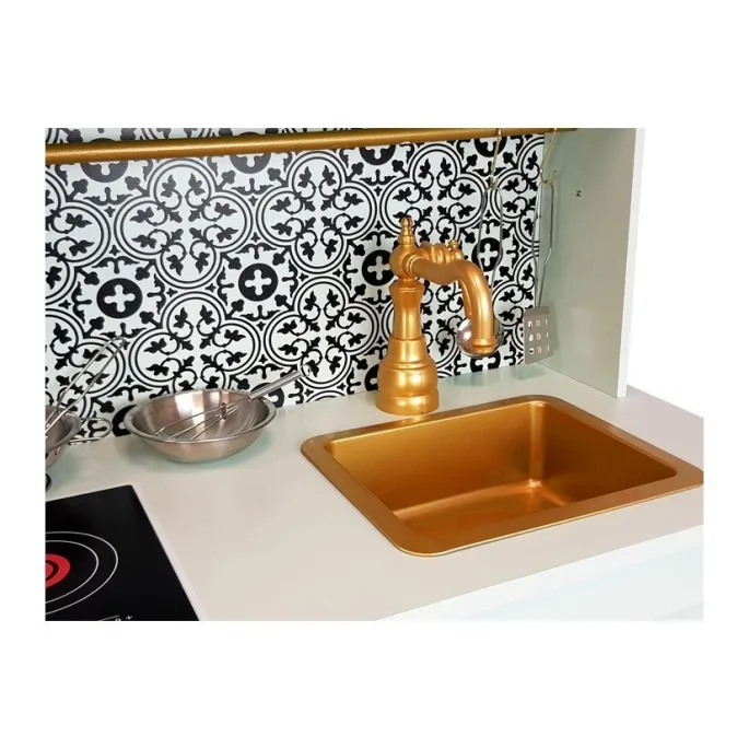 Bezpieczna kuchnia edukacyjna wspierająca rozwój manualny dziecka