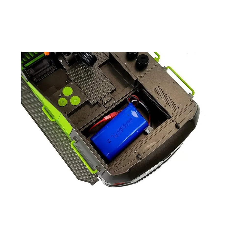 Zestaw z koparką HuiNa 1593 i akcesoriami na stole