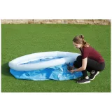 Zbliżenie na wytrzymałą, trójwarstwową powłokę basenu Bestway 57392