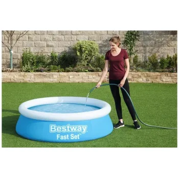 Dmuchany pierścień gwarantujący stabilność basenu ogrodowego