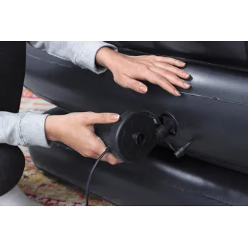 Wygodny materac dmuchany Bestway z łatką naprawczą