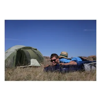 Materac Bestway 67000 złożony w pokrowcu, gotowy do transportu