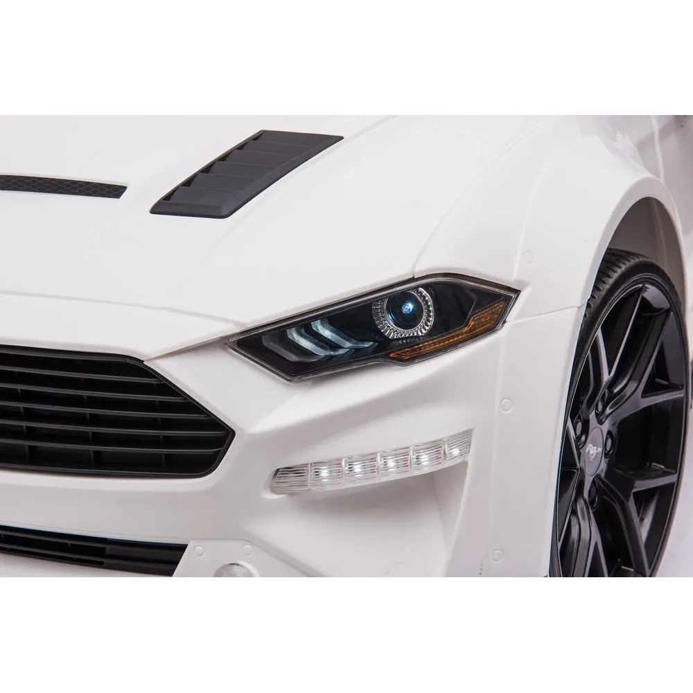 Auto Na Akumulator Ford Mustang GT Drift SX2038 Biały