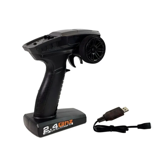 Auto terenowe z napędem 4x4 podczas jazdy po nierównym terenie