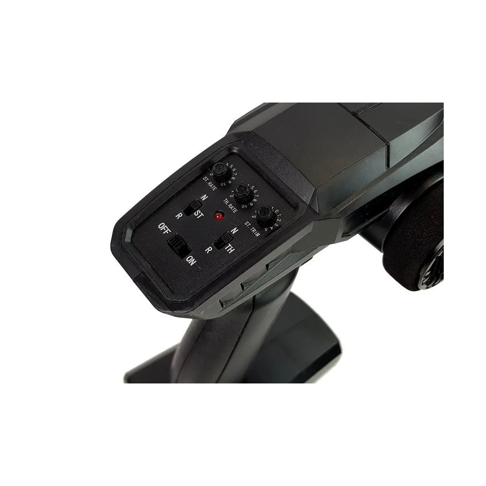 Zielone auto zdalnie sterowane 1:18 podczas skoku