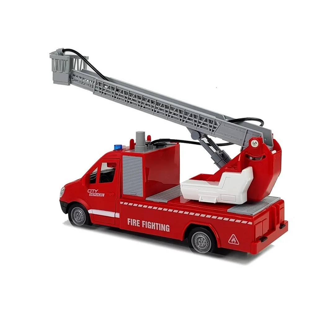 Zbliżenie na funkcjonalny wąż wodny i efekty świetlne pojazdu strażackiego