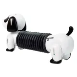 Pies robot wydający dźwięki i melodie na wykładzinie