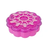 Trzy bezpieczne lakiery do paznokci dla dzieci w żywych kolorach