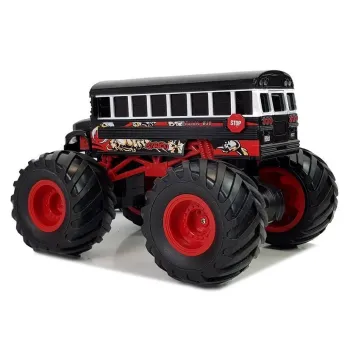 Sterowany autobus dziecięcy podczas jazdy po domu