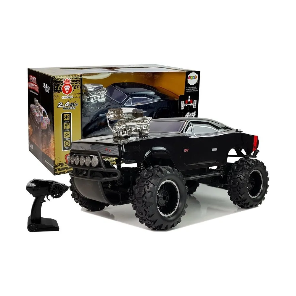 Czarne auto terenowe zdalnie sterowane 4x4 na tle białym