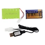 Żaglówka RC o dynamicznej sylwetce podczas szybkiej jazdy po jeziorze