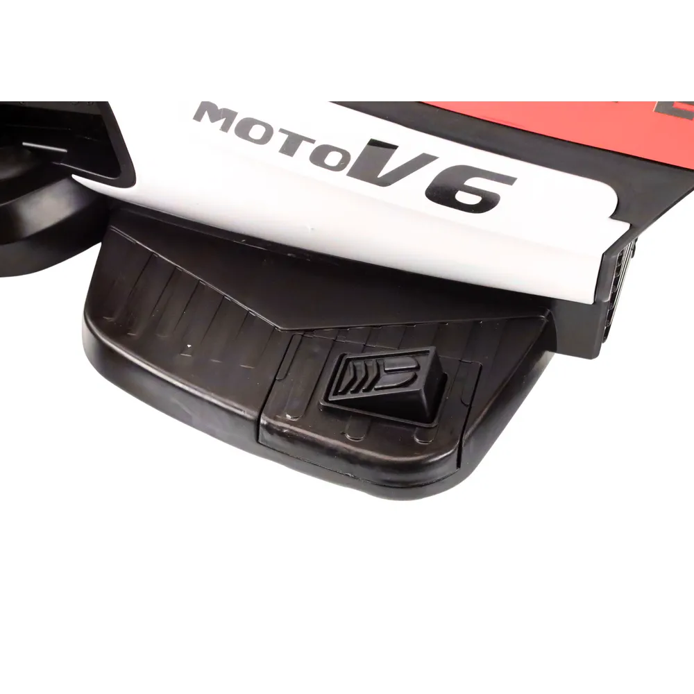 Motorek dziecięcy HT-5188 podczas jazdy na świeżym powietrzu