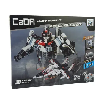 Elementy zestawu konstrukcyjnego CADA rozłożone na stole