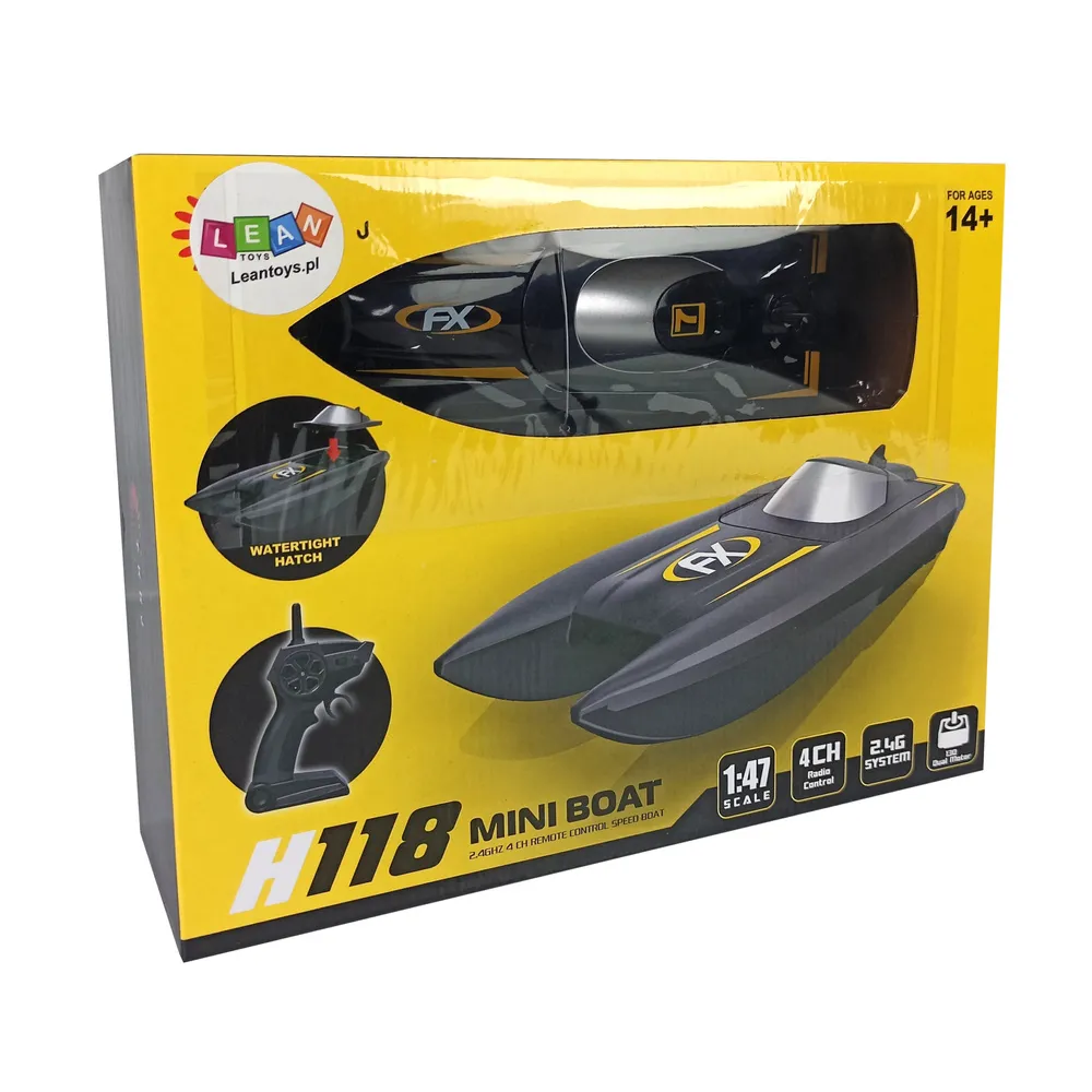 Motorówka zdalnie sterowana podczas testów na akwenie wodnym