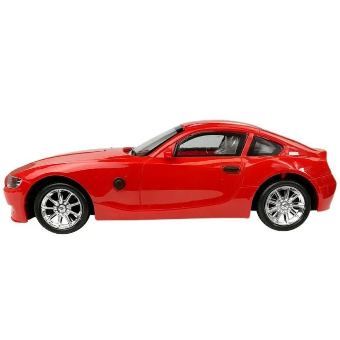 Cały zestaw pojazdów o długości 58 cm ustawiony w pudełku prezentowym