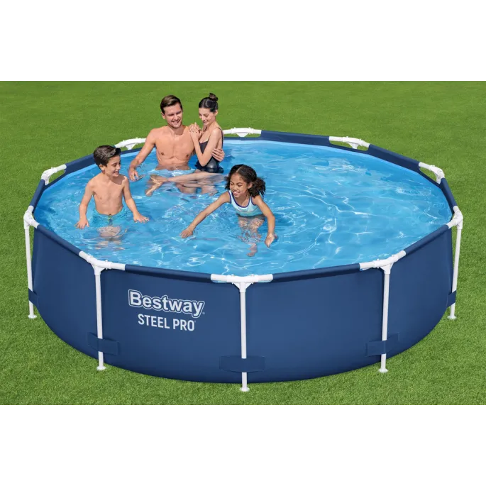 Widok z góry na okrągły basen ogrodowy Bestway 305x76 cm z pompą