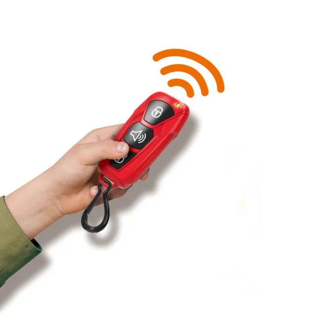 Kolorowa ciężarówka z elementami do wymiany i światłami