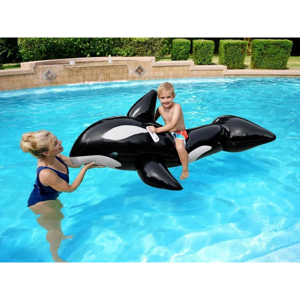 Orka dmuchana Bestway z uchwytami na plecach w basenie