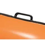 Winylowa lodówka do napojów na pontonie podczas wycieczki