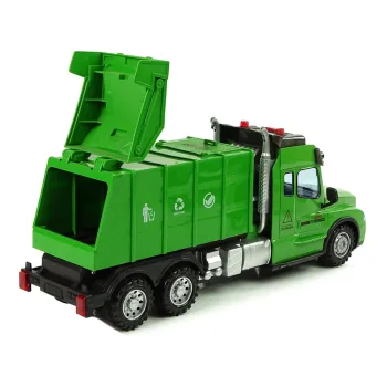 Dziecko bawiące się zdalnie sterowaną śmieciarką na podłodze