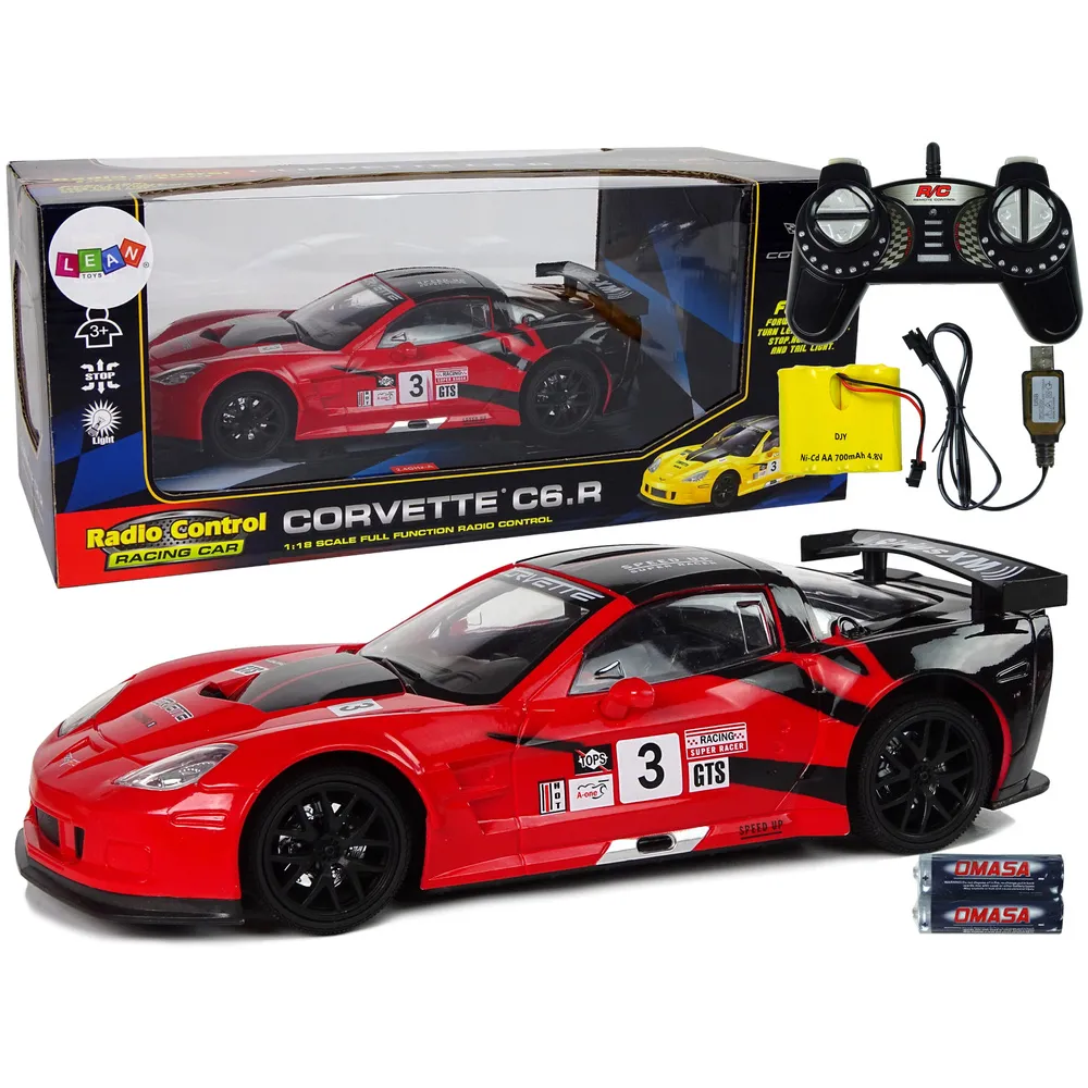 Czerwone auto sportowe R/C Corvette C6.R w skali 1:18 na białym tle