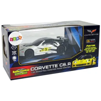 Auto sportowe RC Corvette C6.R w dynamicznej pozie wyścigowej
