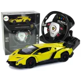 Żółte auto zdalnie sterowane Lamborghini Veneno na białym tle