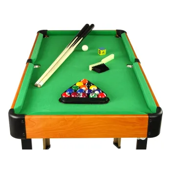 Stół bilardowy dla najmłodszych z wyposażeniem do gry