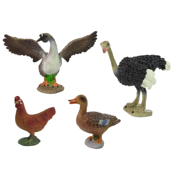 Figurki gospodarza i ptaków wiejskich rozwijające wyobraźnię dziecka