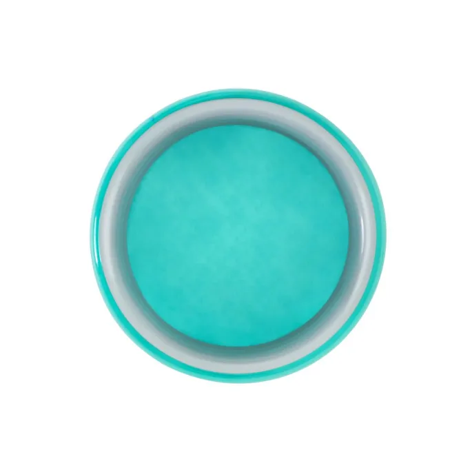 Zabawa dzieci w dmuchanym basenie Bestway 51042 na trawie