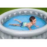 Basen z łatwym montażem i demontażem dla dzieci na ciepłe dni