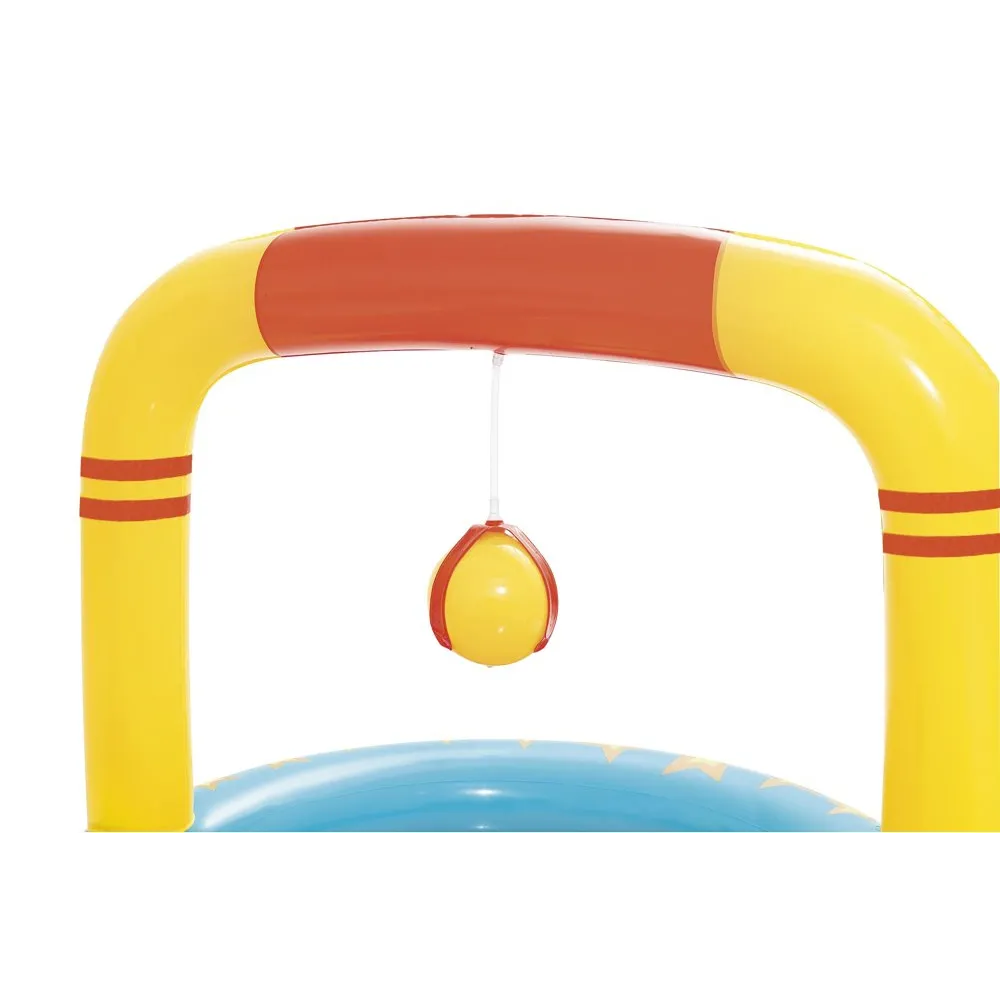 Stabilna konstrukcja dmuchanego placu zabaw Bestway 53068 na trawie