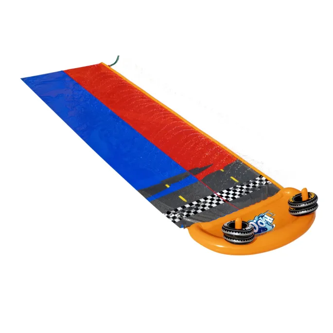 Letnia ślizgawka wodna z dmuchaną matą dla komfortu dzieci