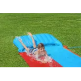 Duża ślizgawka wodna z efektem kaskadowym do aktywnej zabawy