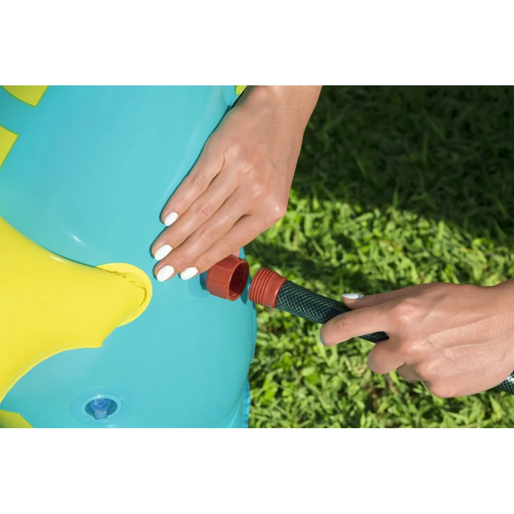 Praktyczny, łatwy w montażu basen dmuchany do ogrodu i na działkę