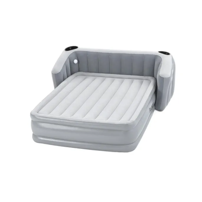 Dwa kubki w uchwytach na napoje zamontowanych w materacu Bestway