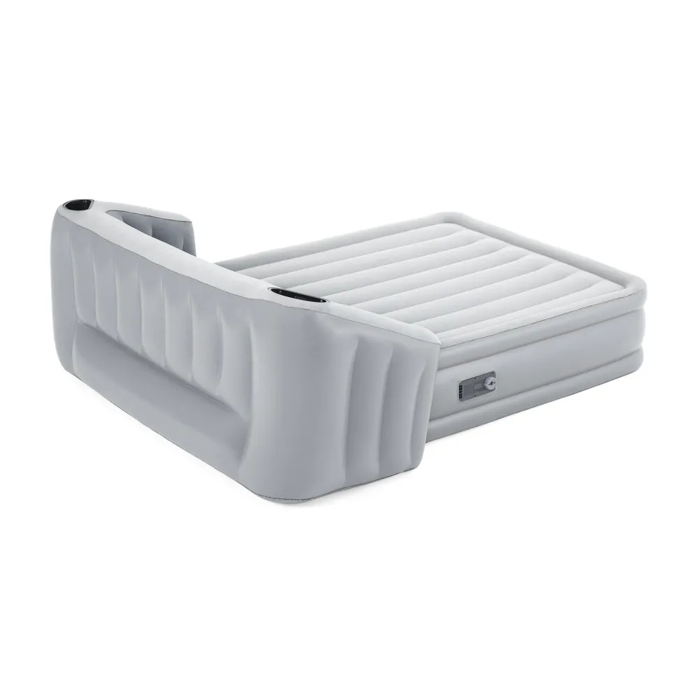 Zestaw dmuchanego materaca z pompką i łatką naprawczą na podłodze