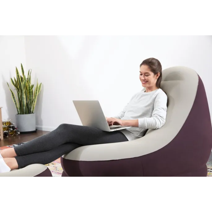 Komplet wypoczynkowy Bestway z podnóżkiem w pokoju młodzieżowym