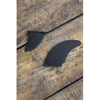 Konstrukcja kajaka Bestway z liną bezpieczeństwa wokół obrzeża