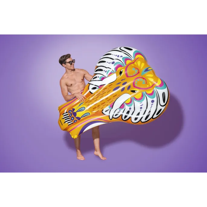 Komfortowy materac dmuchany na letnie przygody