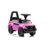 Różowy jeździk QLS-993 z megafonem dla dzieci na białym tle