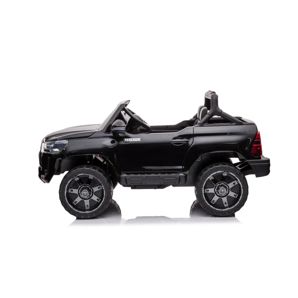 Auto Na Akumulator Toyota Hilux DK-HL860 Czarne